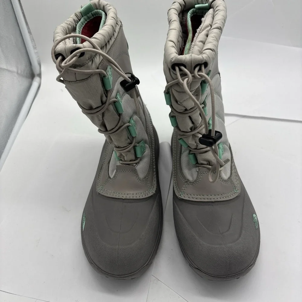 The North Face  Boys Winter Snow Boot Size 7 Gray/Green Waterproof Insulated